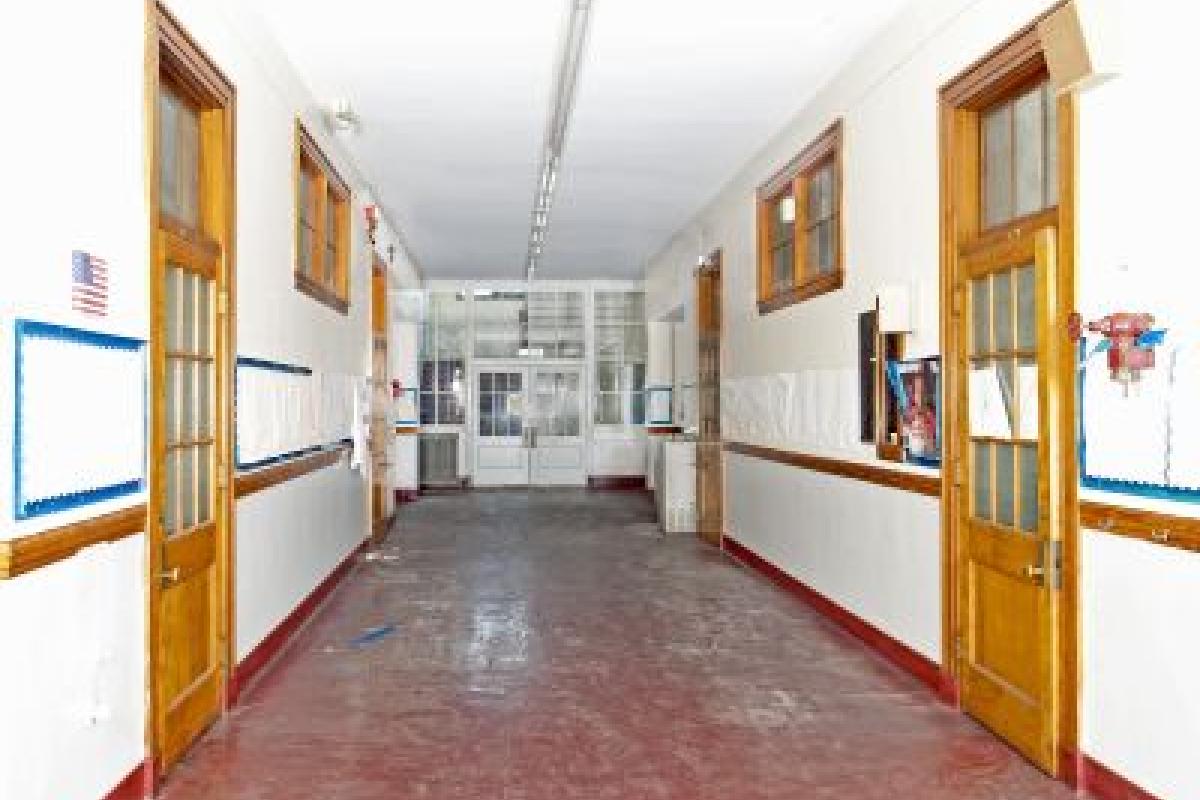 school int. hallway