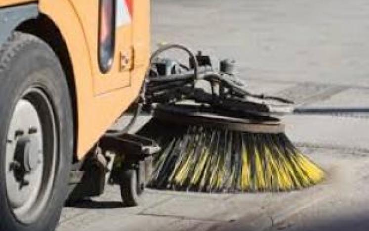 Street Sweeping Vehicle